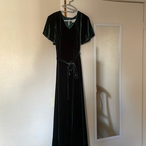 Reese Velvet Dress by Revelry, Size Small, Emerald